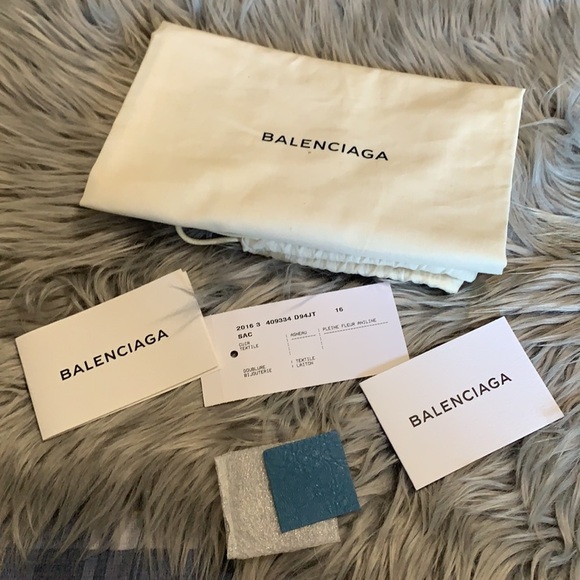 Balenciaga Blue Twiggy Shoulder Bag - Picture 16 of 16